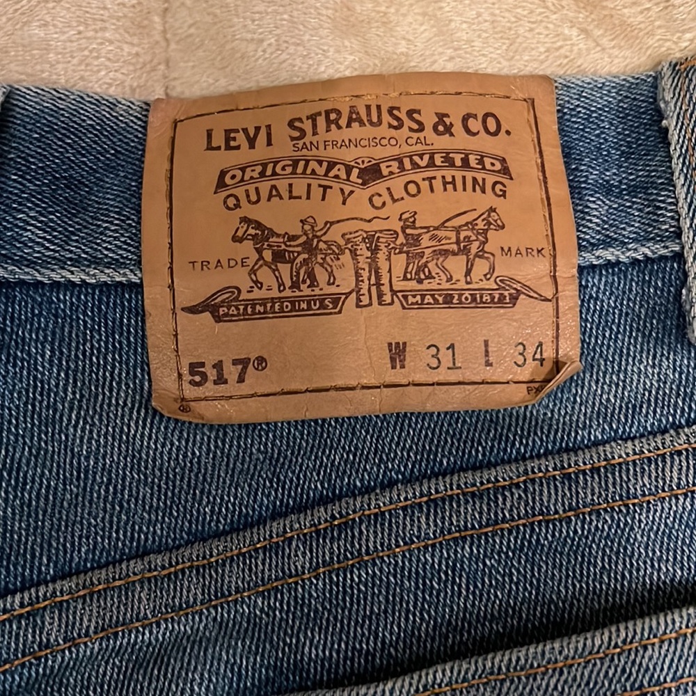 Vintage black tab label Levi’s 517 jeans 31” x 34”